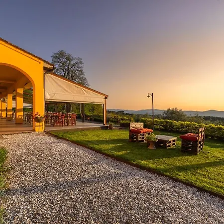 Gospodarstwo agroturystyczne Tenuta Risalpiano Pelago